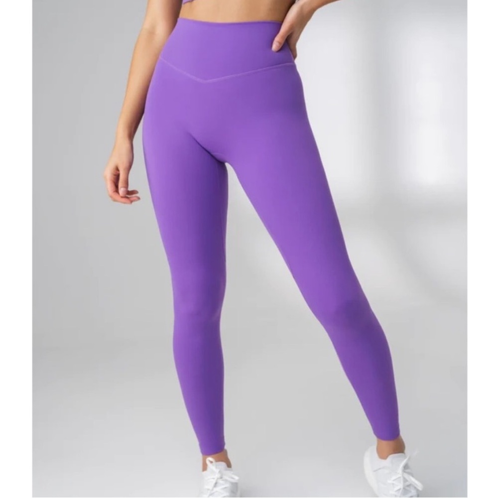 Vitality Cloud Pant I - Purple - Size S